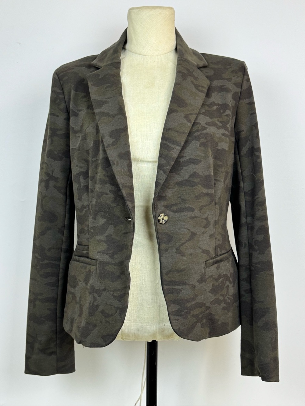 Women’s Camouflage Blazer Jacket - Olive Green